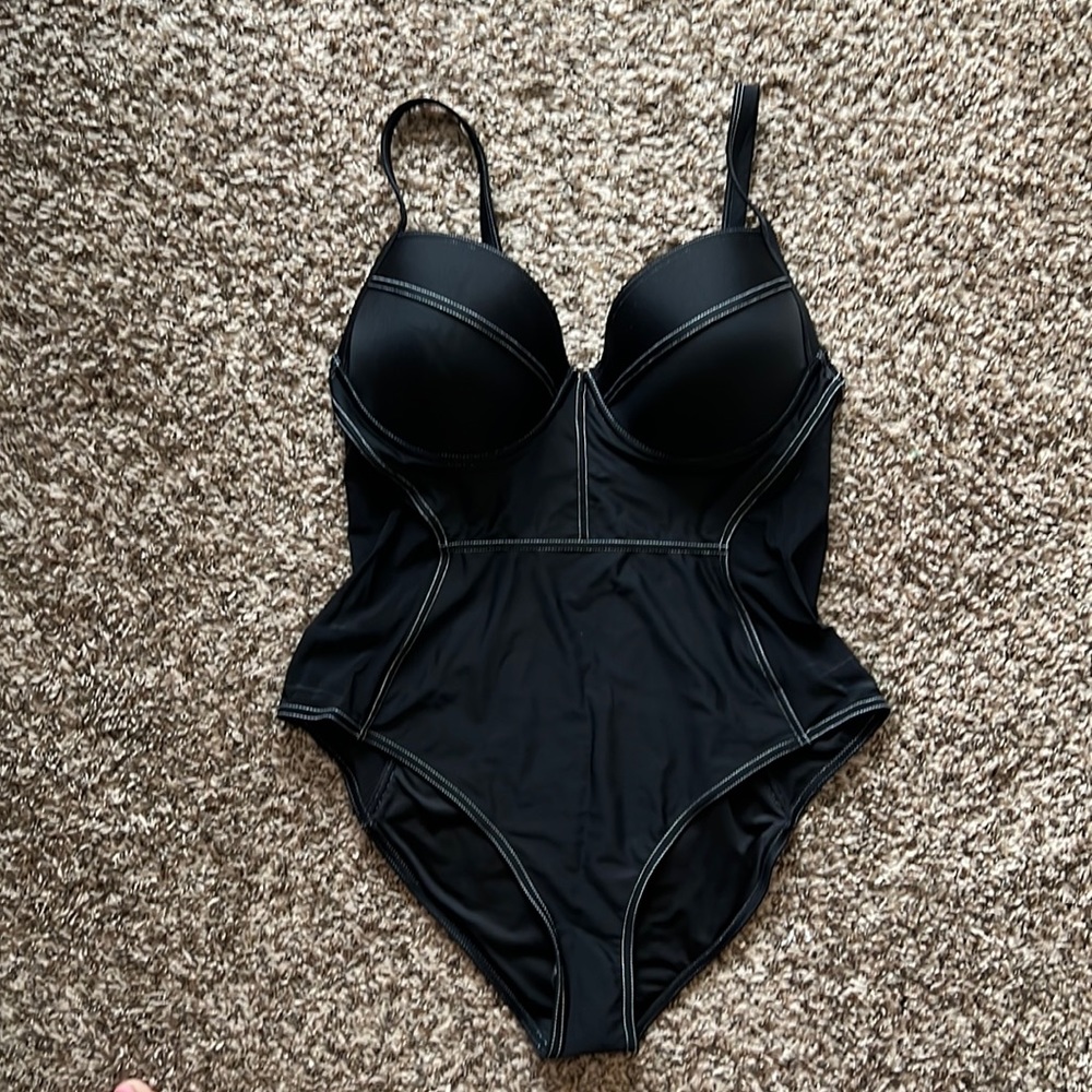 NWT Cupshe black one piece swimsuit